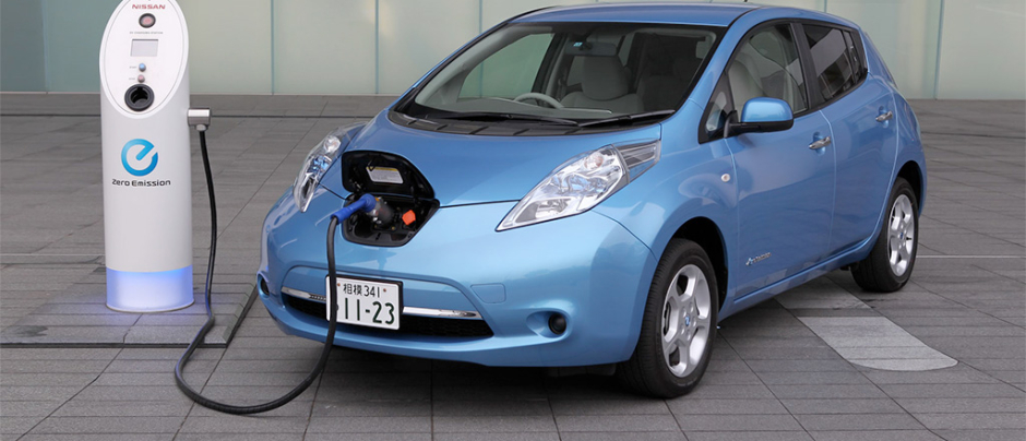 Nissan-Leaf