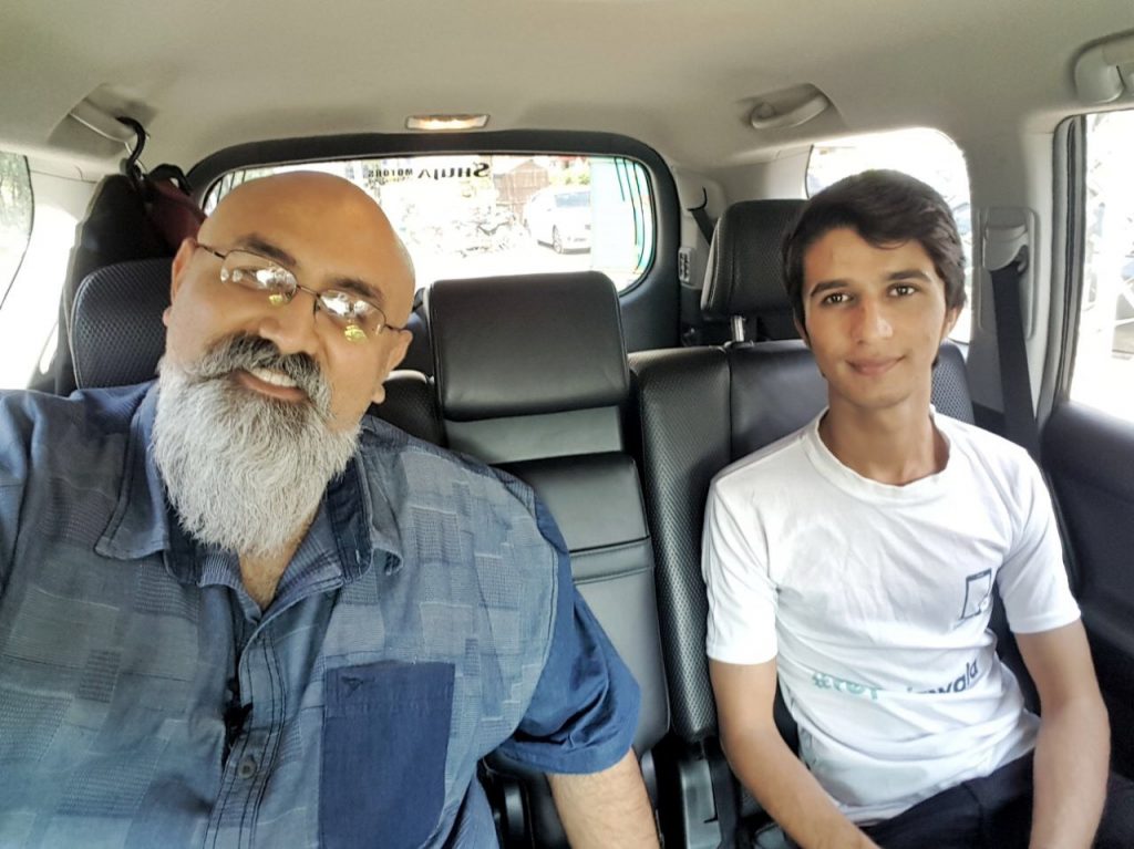 UberPitch - Khurram Zafar with Sohaib from Repairwala startup