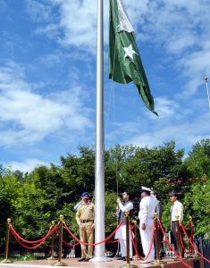 flag hoisting