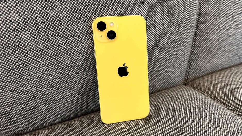 Apple iPhone Yellow