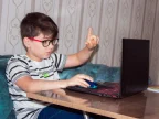 8 Year Old Kids Buys Gun From Dark Web