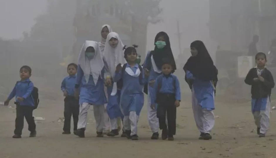 Lahore Schools May Close Three Days a Week Under New Proposal