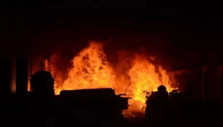 Massive Fire Breaks Out At Auto Parts Factory In Lahore