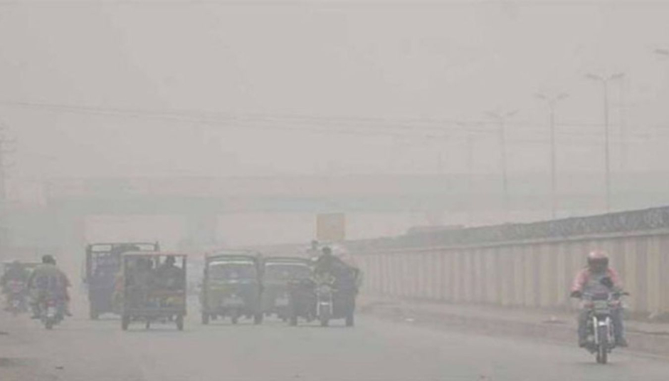 More Districts Ban Outdoor Activities Due To Severe Smog